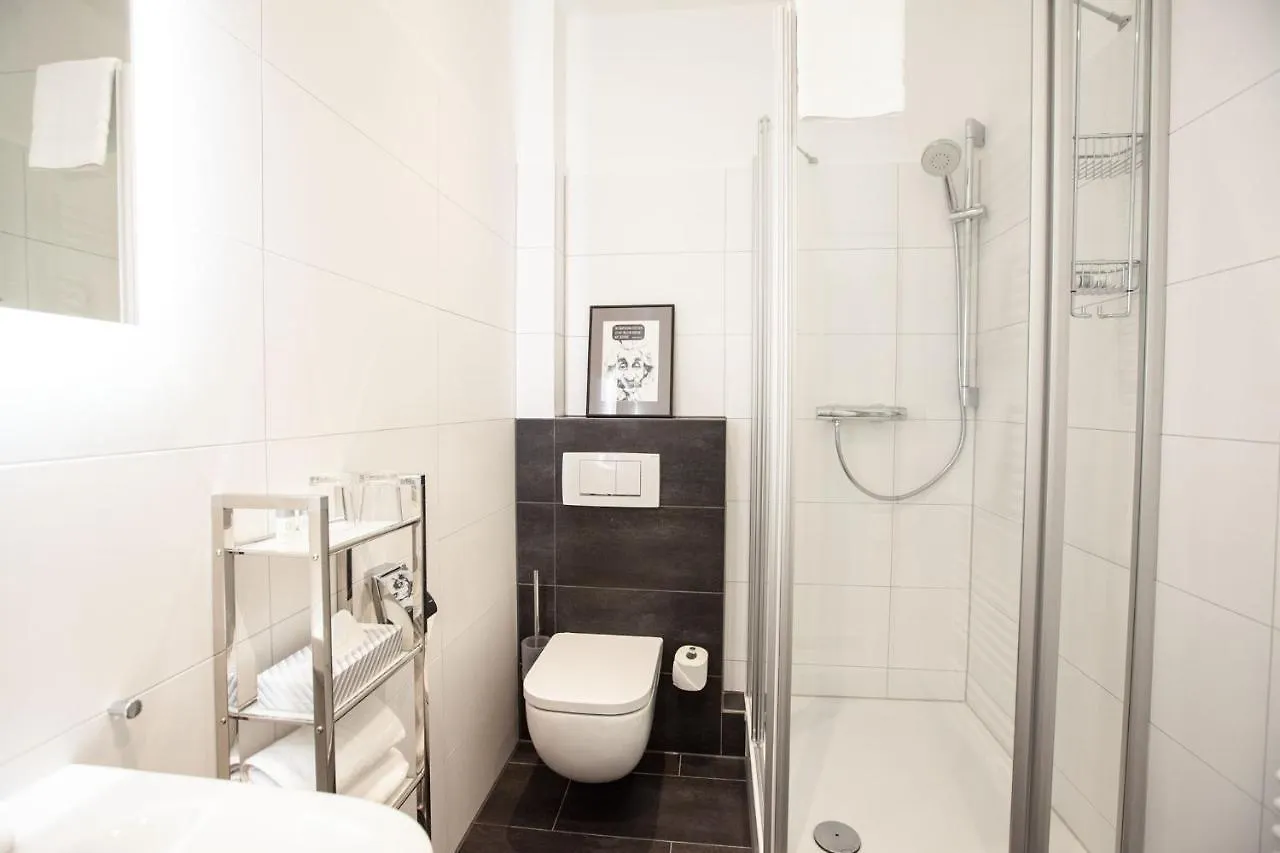 Hotel Gästehaus freches Perlhuhn BRE Deutschland